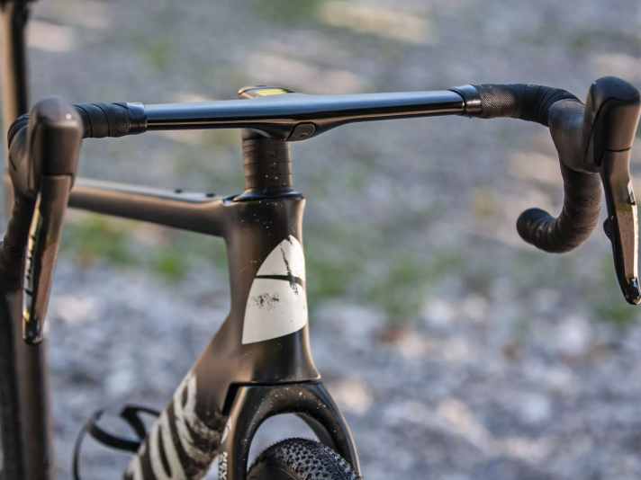 Das Carbon-Cockpit von Black Inc soll Luftverwirbelungen reduzieren