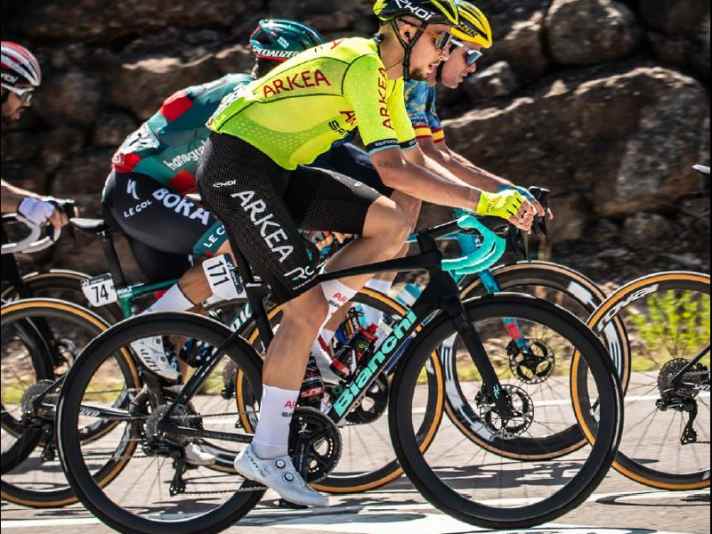 Seine Rennpremiere hat das neue Specialissima bereits hinter sich: Kévin Vauquelin vom Team Arkéa-Samsic für die Neuheit unter anderem auf der 13. Etappe der diesjährigen Spanien-Rundfahrt.