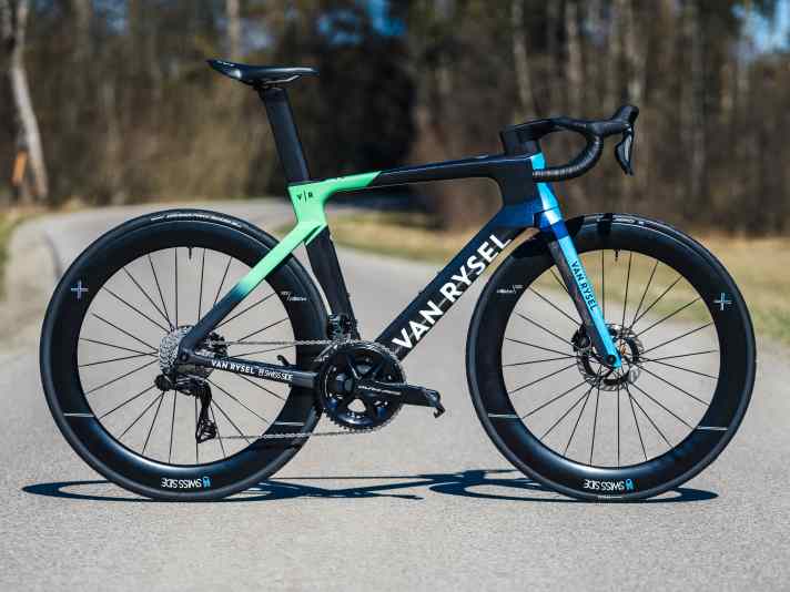 Van Rysel RCR-F Pro