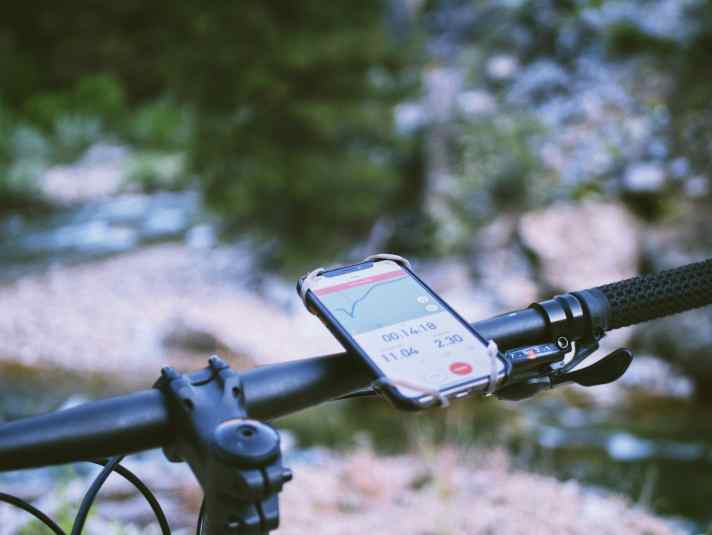 Wie weit, wie schnell, mit welchem Ziel? Auf dem Bikecomputer oder Handy haben Radfahrer ihre Ergebnisse immer im Blick.