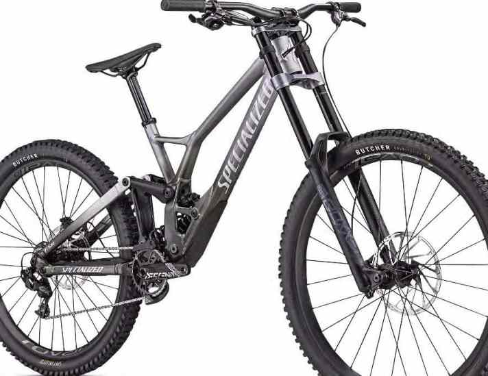Das Specialized Demo Expert gibt’s für 4800 Euro.
