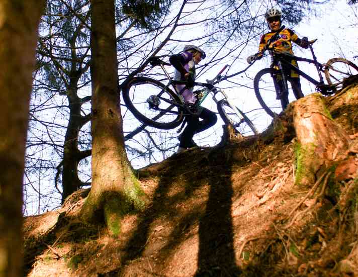 Die Wurzel-Trails und Steilabfahrten im Wald boten schon damals ideale Bedingungen für Fahrtechnik-Training.