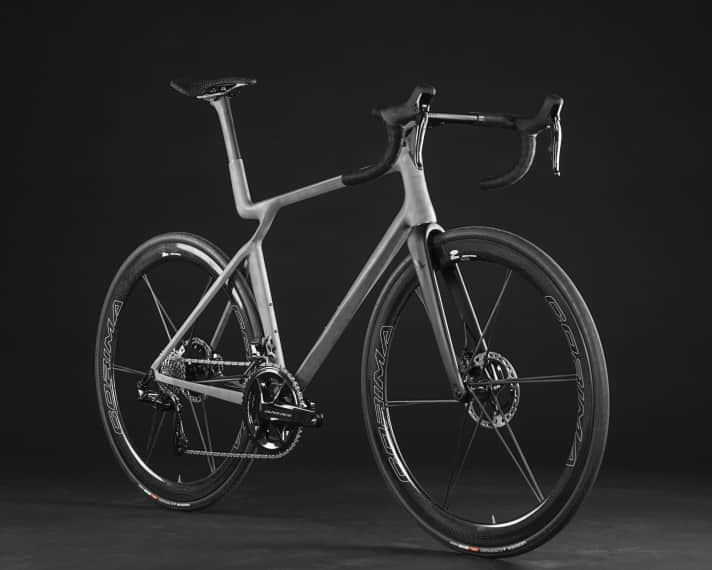 Fahrräder aus dem 3D-Drucker: Der “Seiren”-Rahmen von Pilot Cycles besteht aus drei gedruckten und verklebten Titanteilen