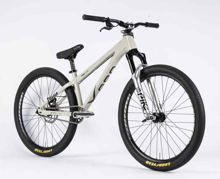 Das neue XPro Digga Cream lässt als erstes Komplettbike der Marke keine Ausstattungswünsche offen.