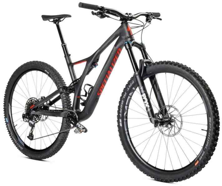   Specialized Stumpjumper Comp nach dem Tuning:   + 6 Punkte – Mit 6 Punkten mehr ist die Verbesserung beim Specialized am größten. Gesamtgewicht und Laufradbeschleunigung bringen jeweils 3 Punkte aufs Konto.