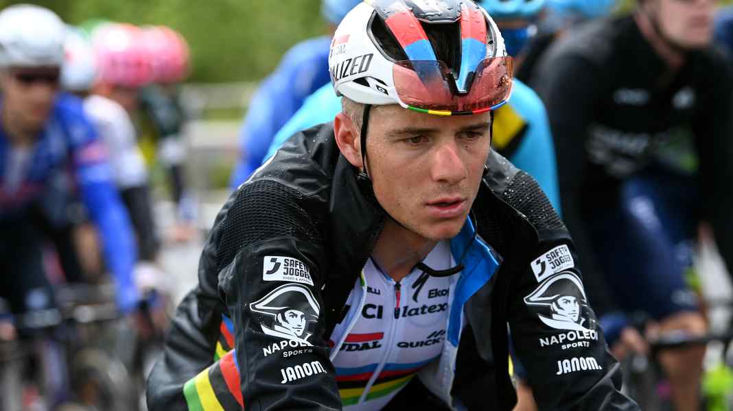 Corona: Spitzenreiter Evenepoel muss Giro d'Italia aufgeben