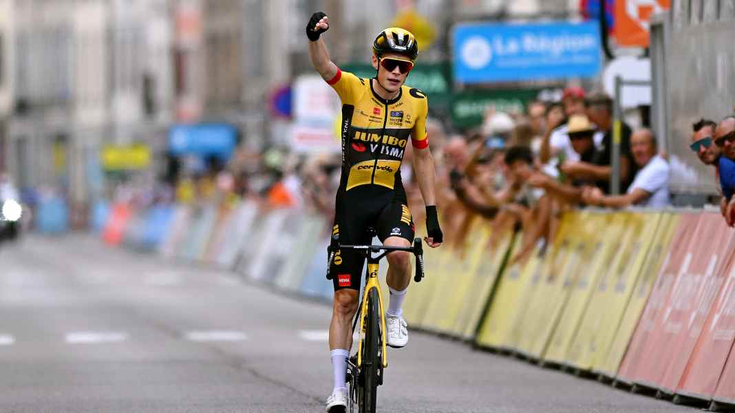 Criterium du Dauphine: Vingegaard gewinnt 5. Etappe und holt Gelb