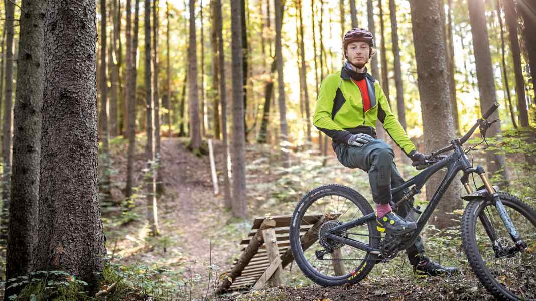 Herbst-Zubehör: 12 Teile, die Mountainbiker jetzt brauchen