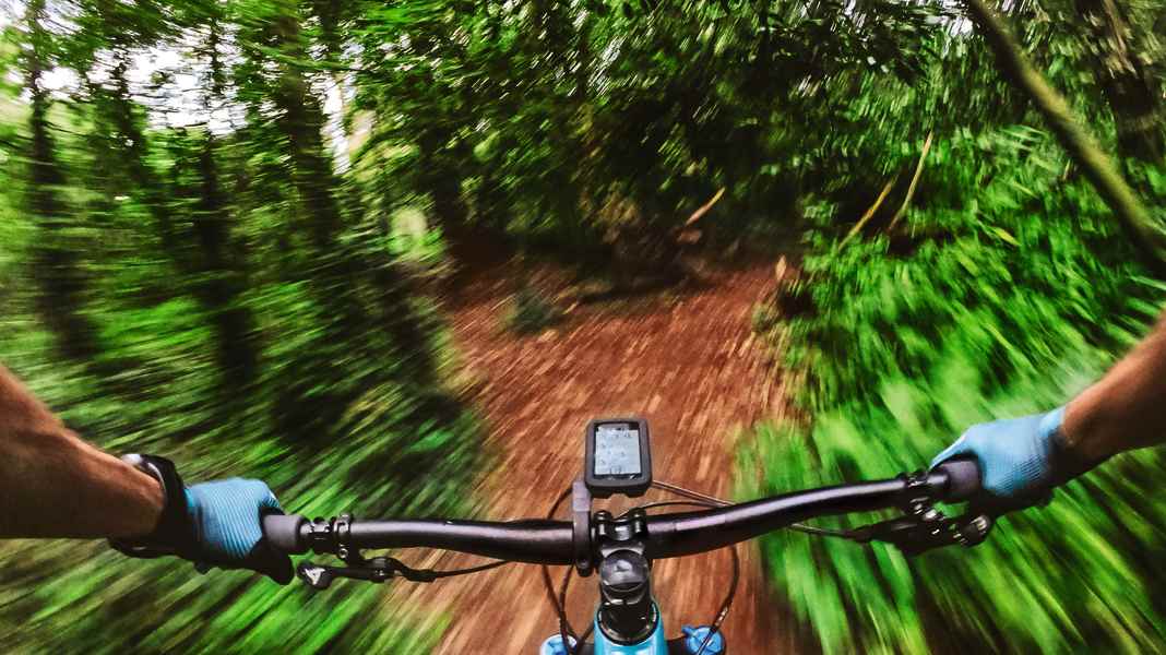 Sensible Trails: Schaden wir uns durch Strava und Co.?