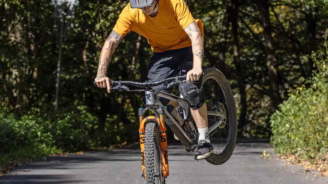 Stoppie - unser Move des Monats