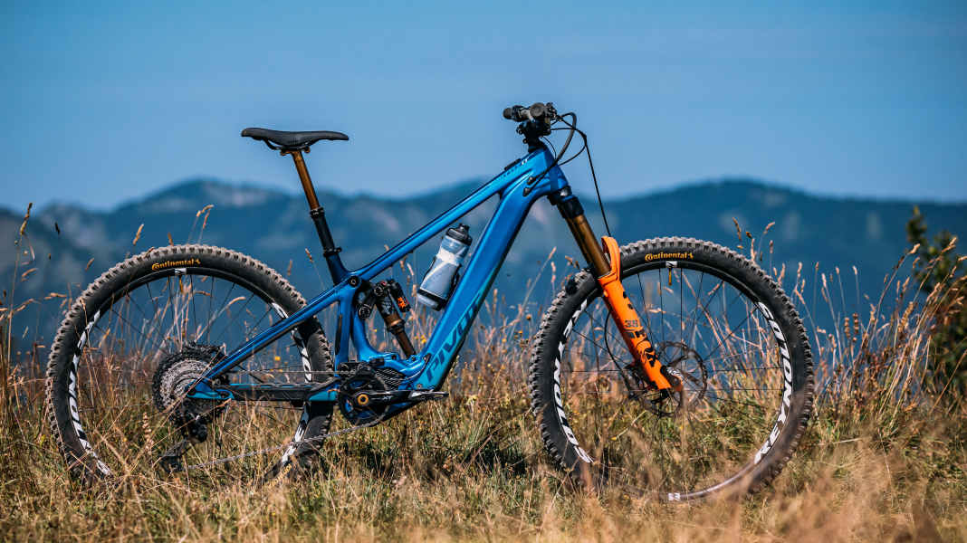 E-Bike-Neuheit 2023: Pivot Shuttle LT mit mehr Federweg