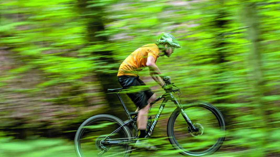 Lapierre XR 9.9 - Carbon-Fully im Marathon-Test 2023