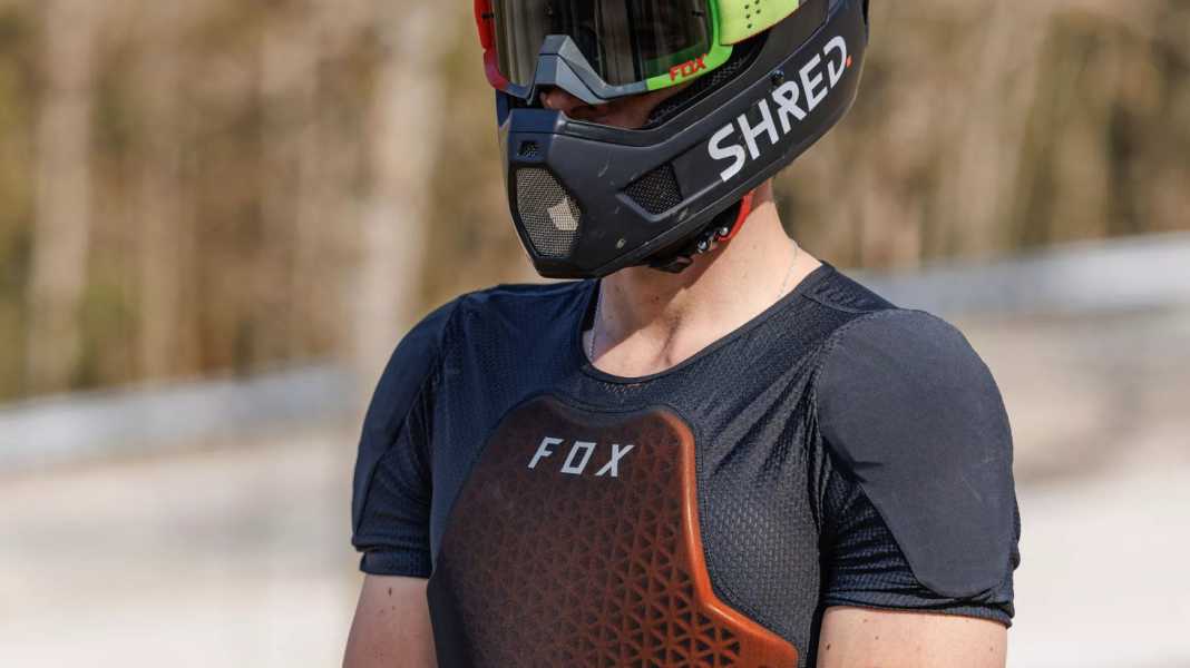 FREERIDE Test 2022: Bekleidung, Helme, Rucksack im Kurz-Check