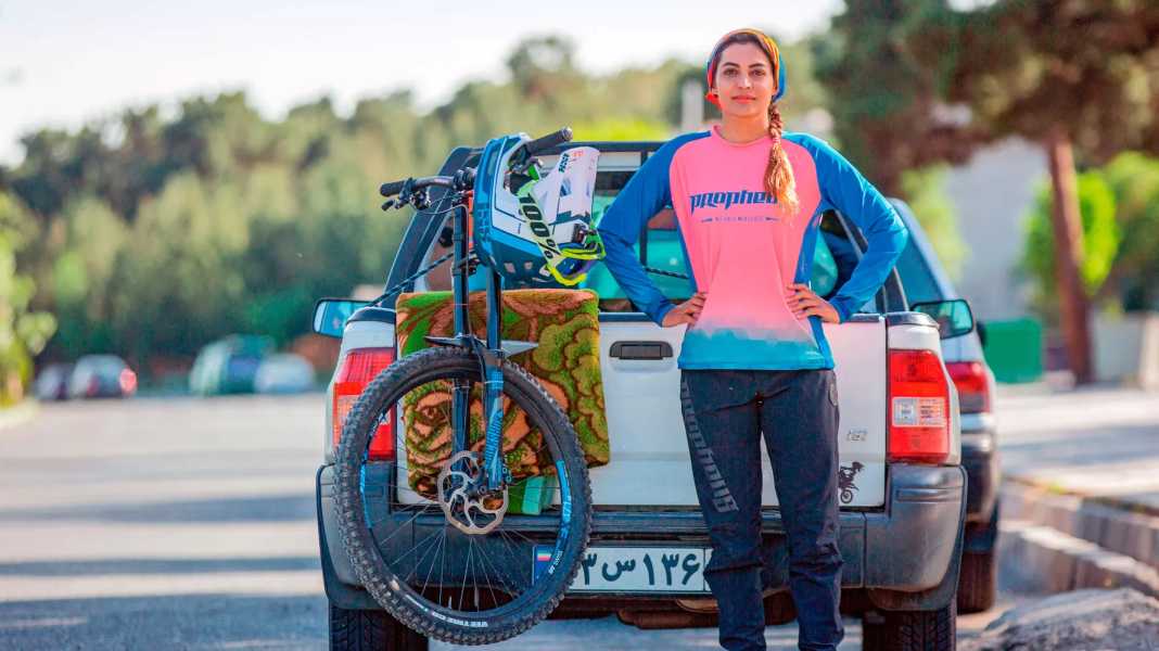 Starke Frauen im Bike-Sport: Interview mit DH-Meisterin Somaye Farahani