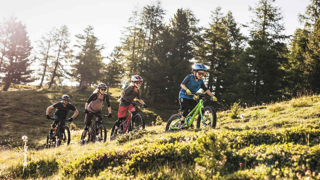 Family First: Die besten MTB Urlaubsreviere für die ganze Familie