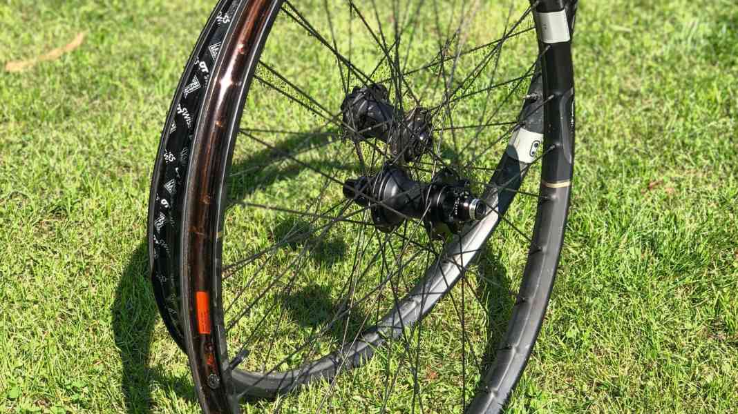 Luxusware: Carbon-Laufradsatz Crankbrothers Synthesis Enduro