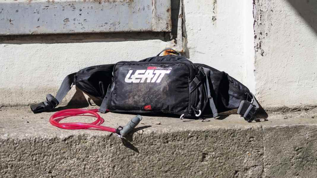 Hüftsack: Leatt Hipbag mit Trinkblase