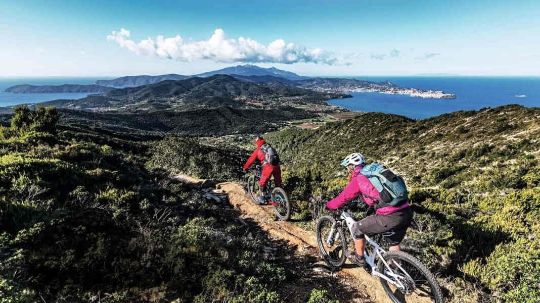 Perfekt im Frühjahr und Herbst: E-MTB-Touren auf Elba