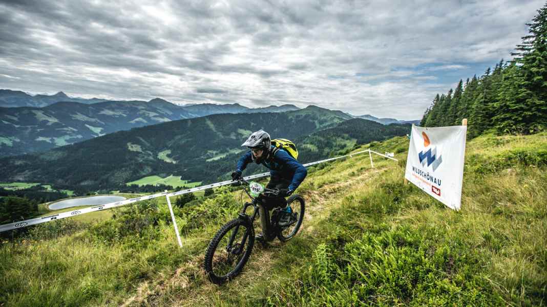 Rennen fahren mit dem E-Bike - Ein Rentnertreffen?