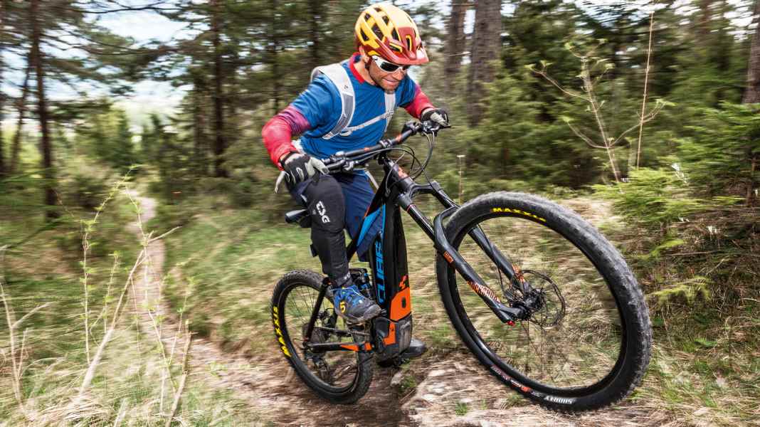 So holen Sie mehr aus ihrem E-Mountainbike