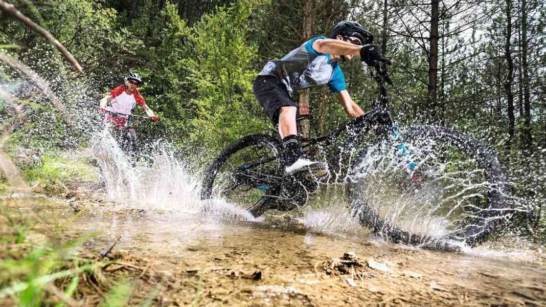 So schützen Sie Ihren E-Bike-Motor vor Wassereintritt