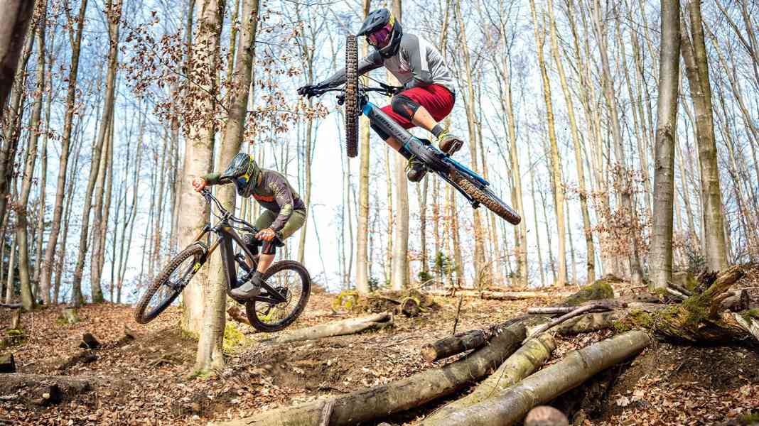 6 E-Enduros mit Wumms im FREERIDE-Test