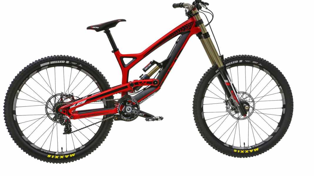 YT „Tues CF”