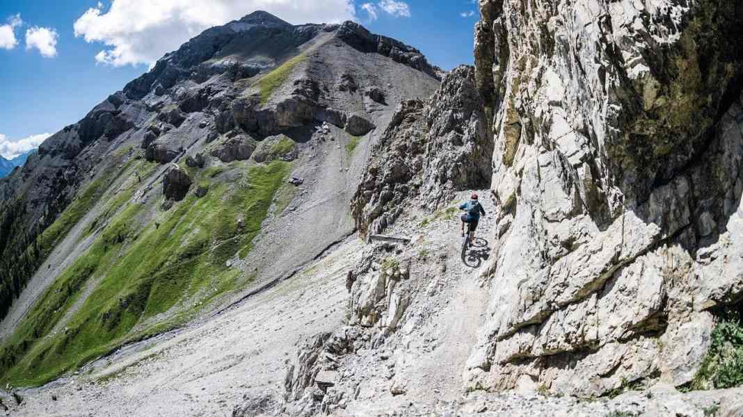 MTB-Roadtrip zu den 5 besten Westalpen-Trails