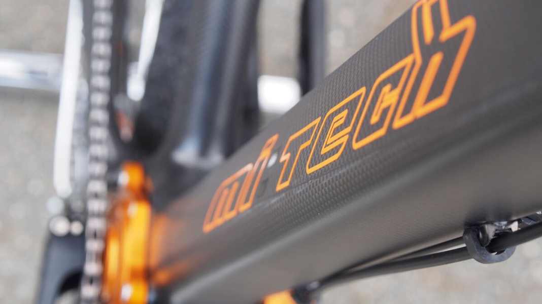 Mi-Tech Tyke P1: Carbon-Racer mit Pinion-Getriebe