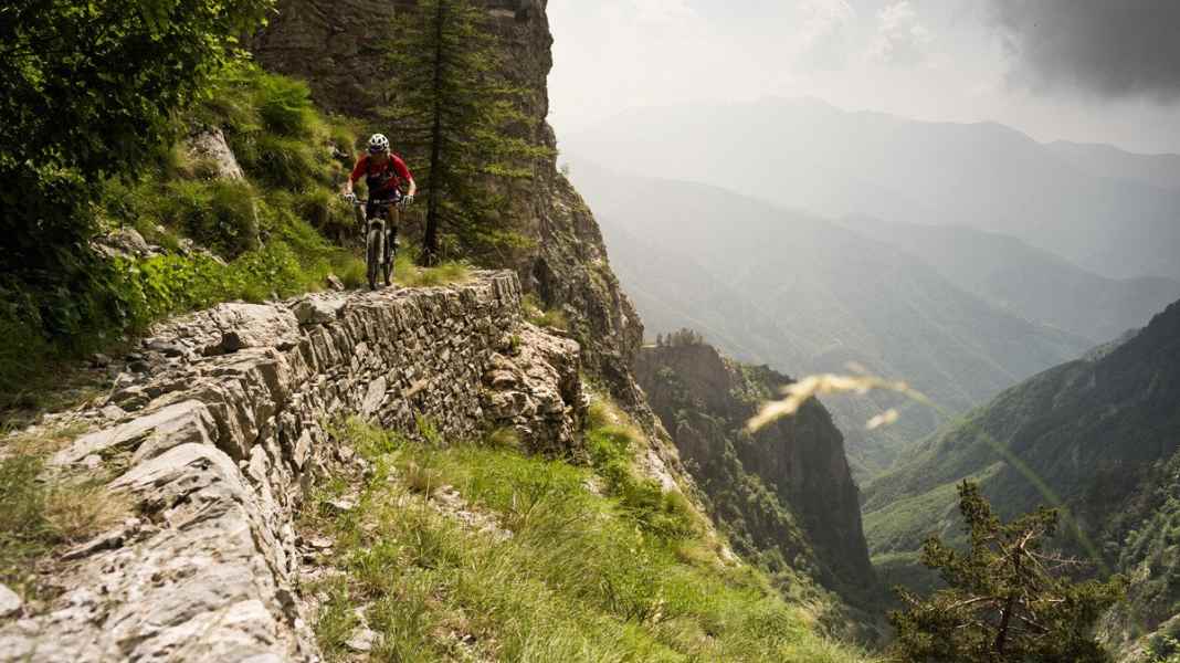 Italien: Via dei Monti Liguri