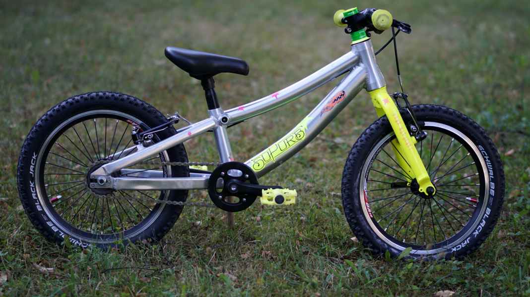 Rassiges MTB für die Kleinsten: Supurb BO16 im Test