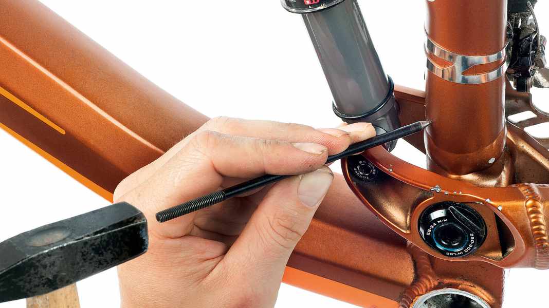 So setzen Sie eine Teleskopstütze ins alte Bike ein