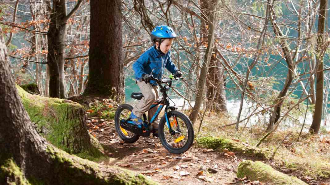 Kinder-Bike Specialized Hotrock 16 Boys im Test