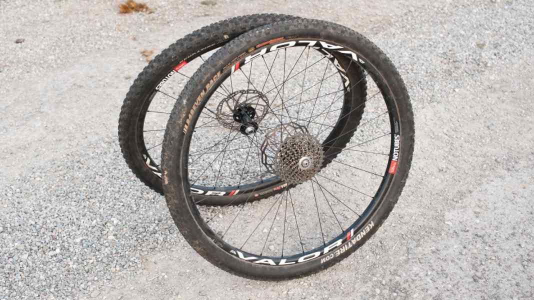 Carbon-Laufradsatz No Tubes ZTR Valor im Test