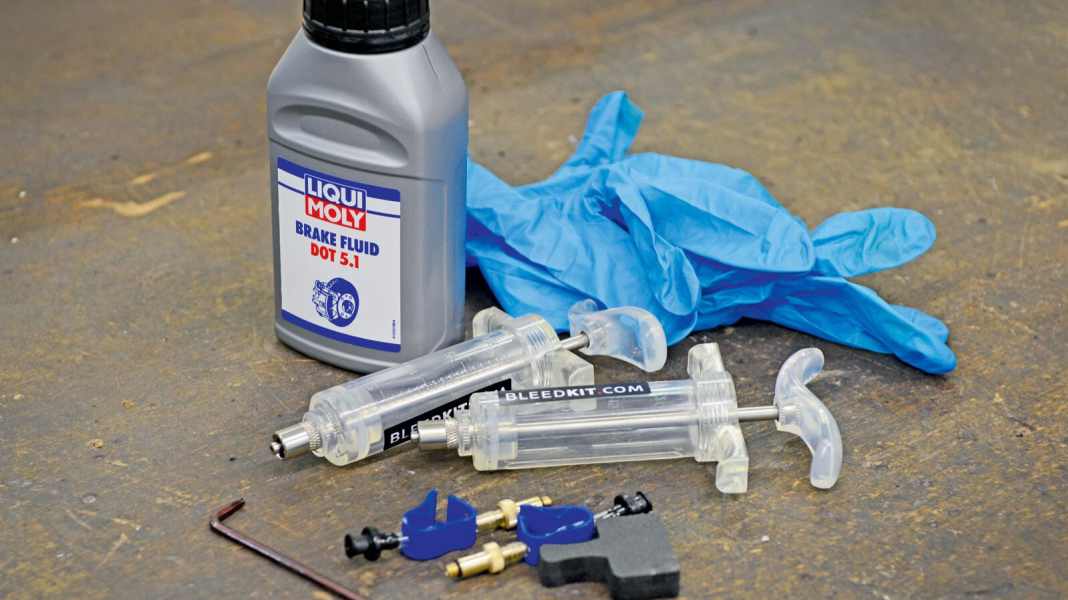 Bleedkit: Entlüften von Sram, Formula, Shimano Bremsen