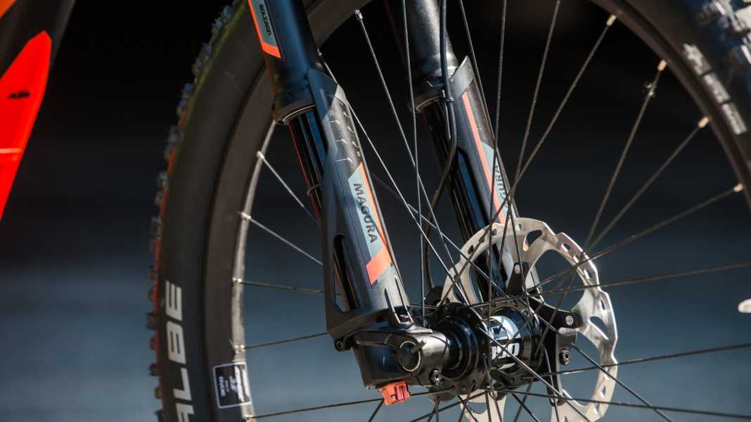 Magura und WP zeigen neue MTB Upside-Down-Gabel