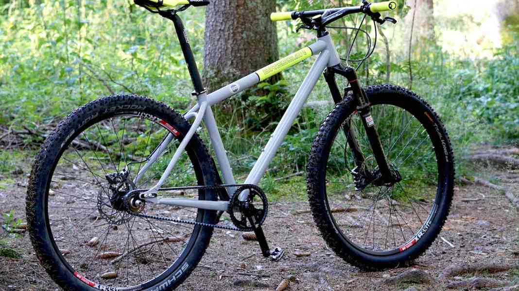 Custom-Hardtail von Henri Lesewitz: Die Geburt eines Mountainbikes