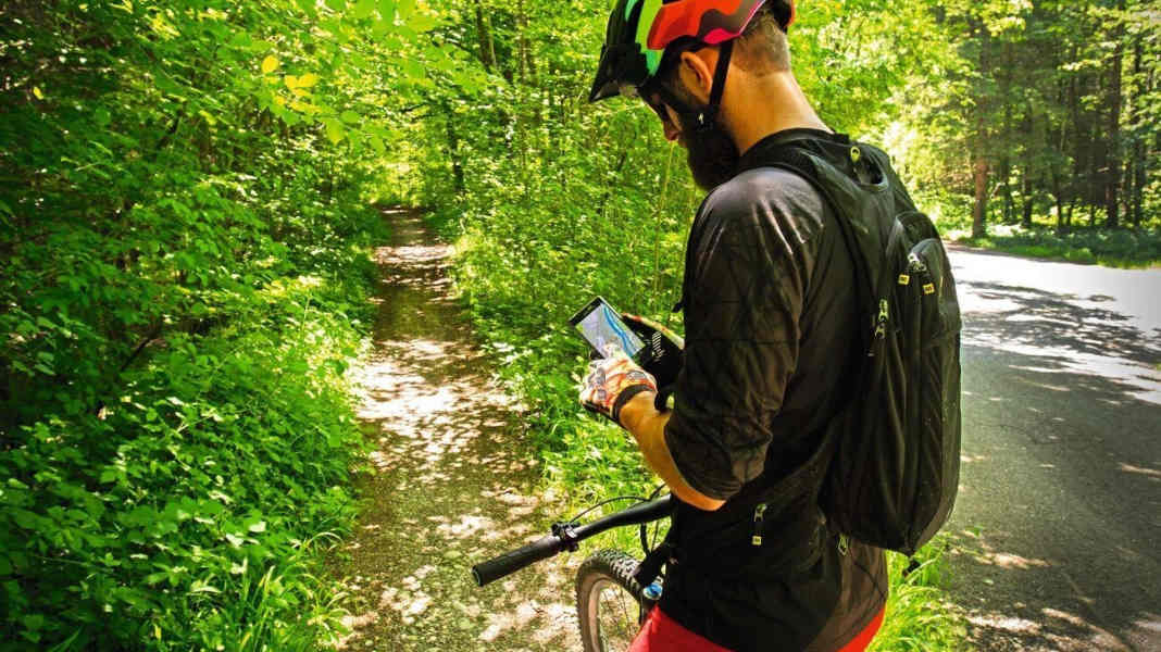 Auf Trails durch die Republik