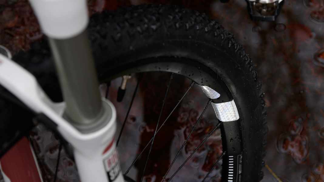 Flectr 360: Rundum-Sichtbarkeit zum Aufkleben