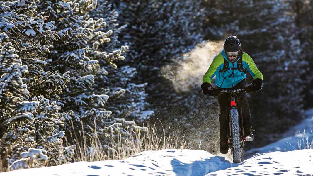 Mit dieser MTB-Winterbekleidung sind Sie wetterfest