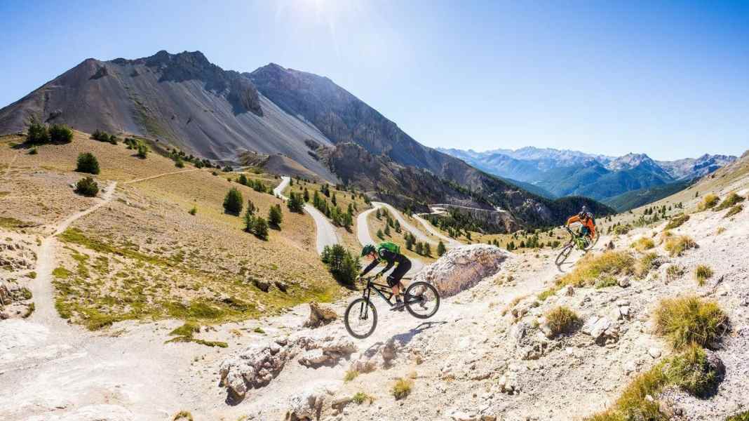 Bike-Tour über legendäre Tour-de-France-Pässe