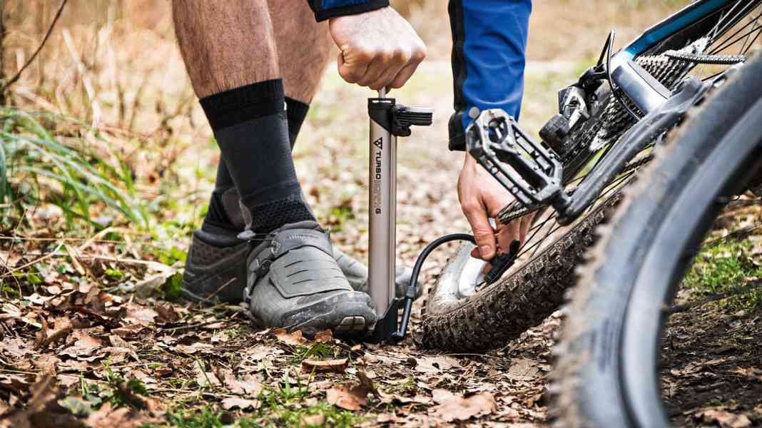 5 Mini-Standpumpen im Test
