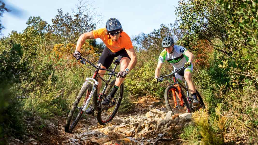 Cross-Country-Gabeln im Duell