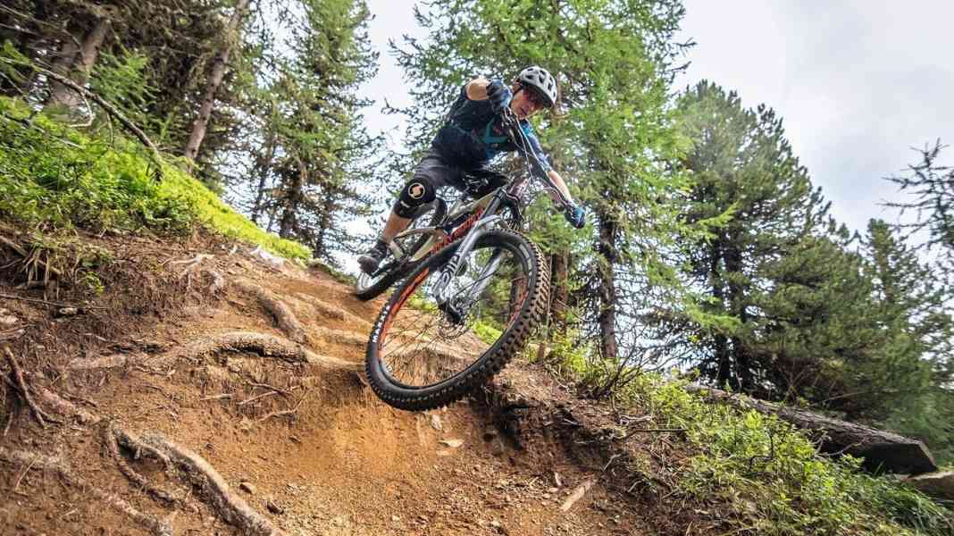 MTB-Federgabeln: 9 All-Mountain-Gabeln im Test