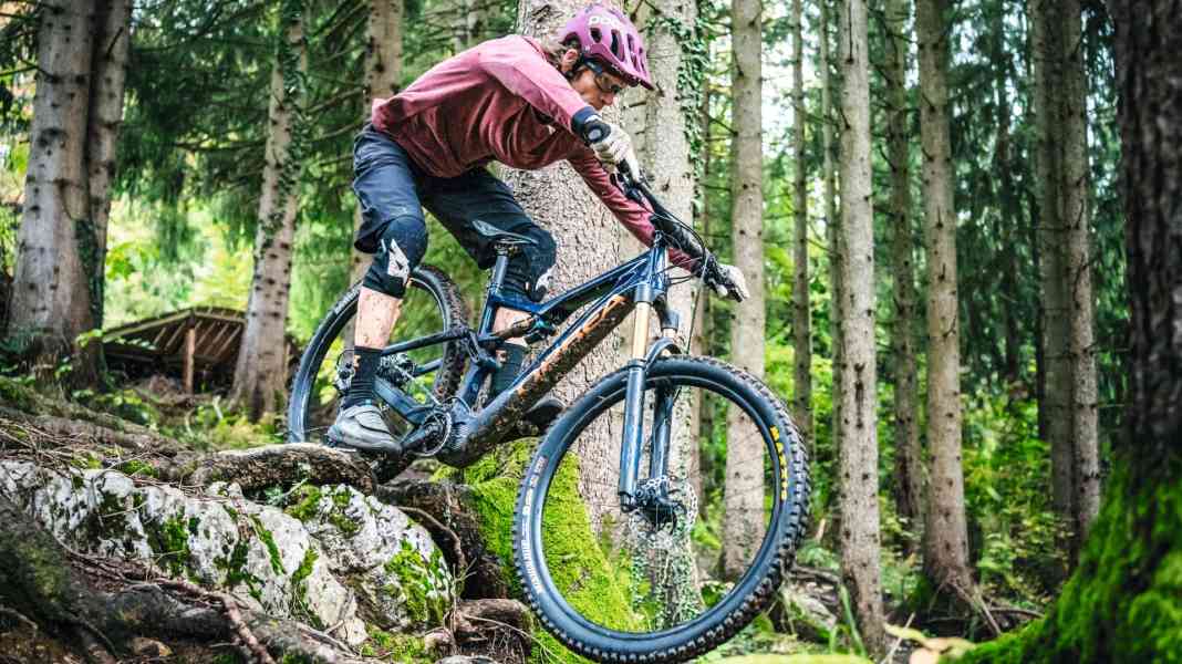 Leicht und spritzig: E-MTB Orbea Rise im Test