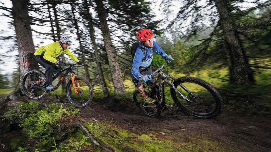Specialized Epic Evo vs. Cube AMS 100 TM