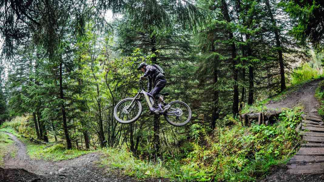 Wolf im Schafspelz: Santa Cruz Bullit CC X01 Reserve im Test