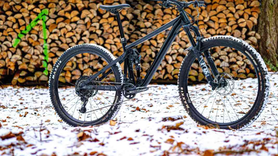 Ghost Riot: Neue Fullys aus Waldsassen