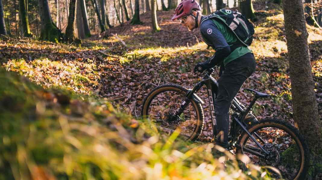 Leicht und kompakt: Focus Jam² 9.9 Drifter im Test