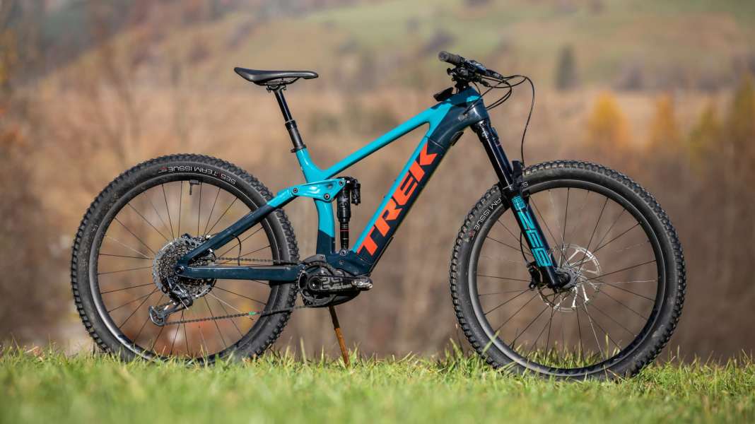 Trek Rail: Luxus-Allrounder mit Enduro-Genen